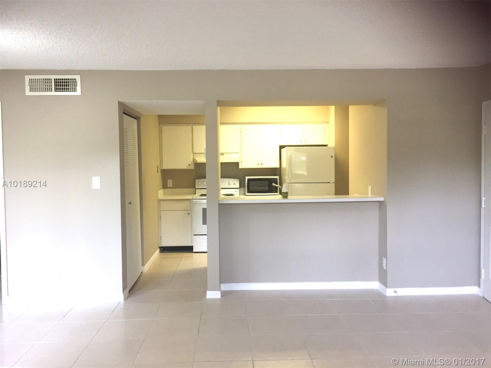 630 South Park Road, Unit 183 Hollywood, FL 33021 - Photo 7 of 12