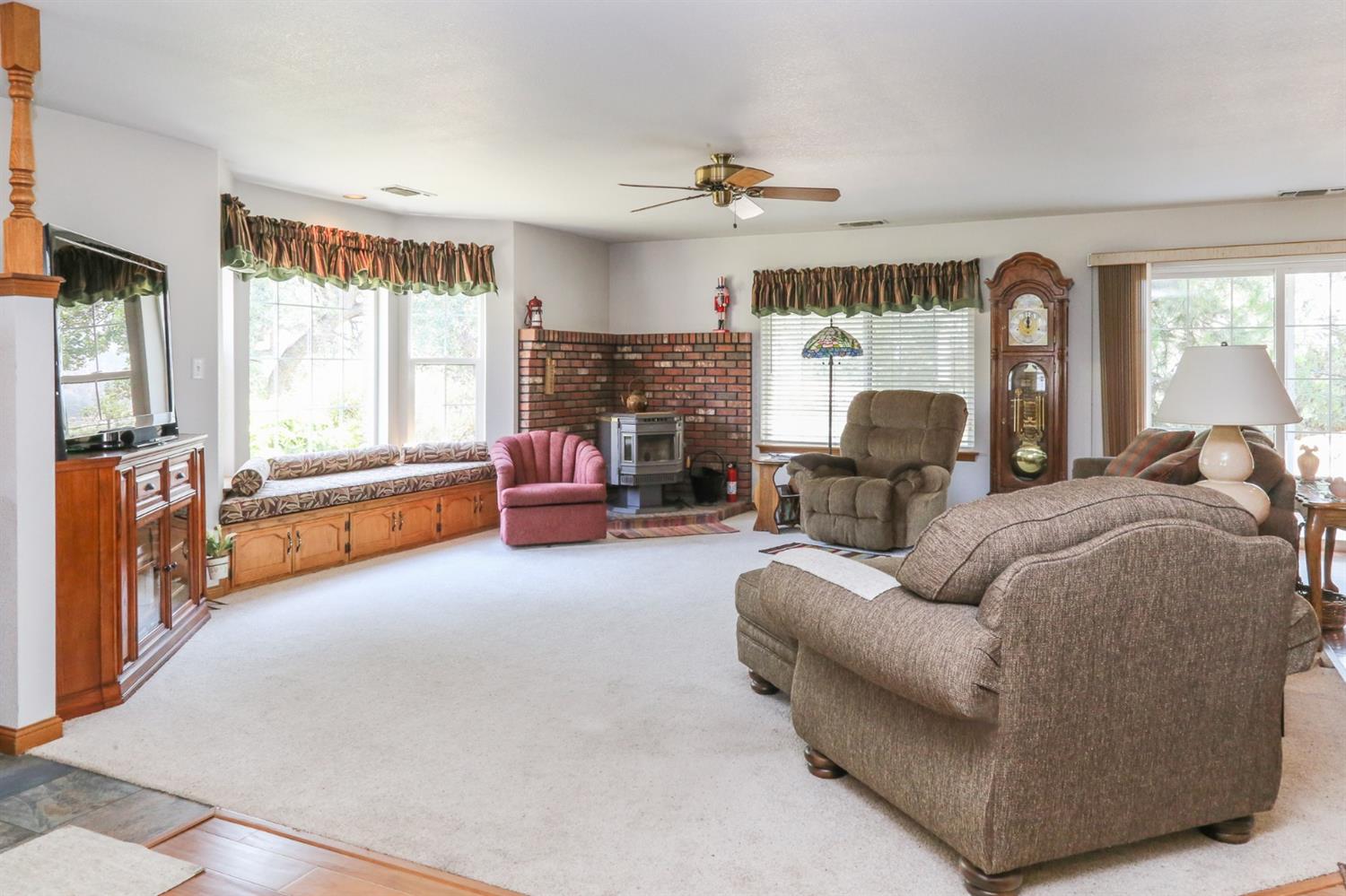 6433 Big Oak Road Sanger, CA 93657 - Photo 16 of 52 Gallery Image 16