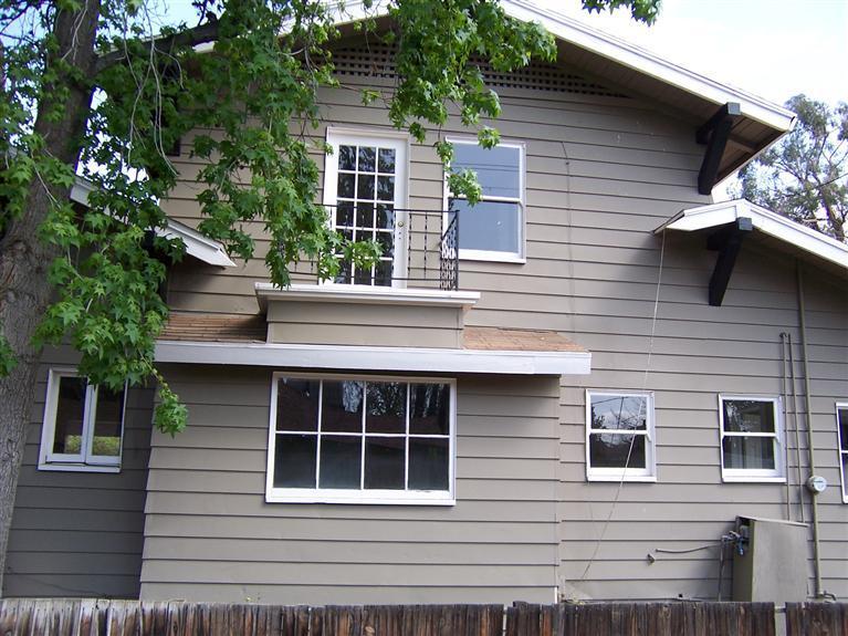 2020 B Street Bakersfield, CA 93301 - Photo 5 of 15