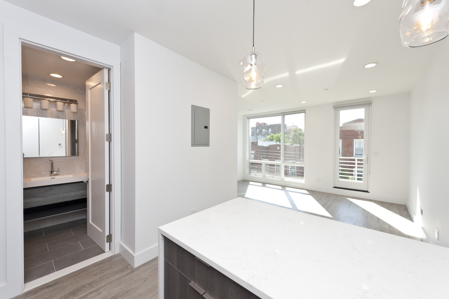 25-35 18th Street, Unit 3D Queens, NY 11102 - Photo 4 of 5