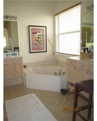 Weston Hills Weston, FL 33327 - Photo 6 of 7