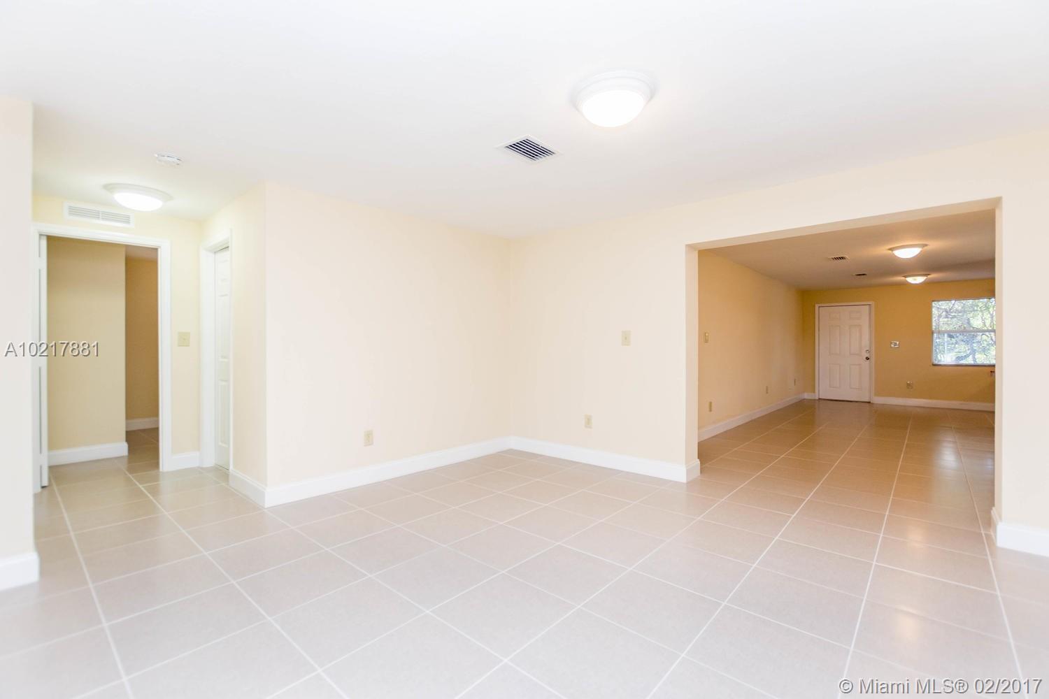 10412 Southwest 173rd Street Miami, FL 33157 - Photo 9 of 29