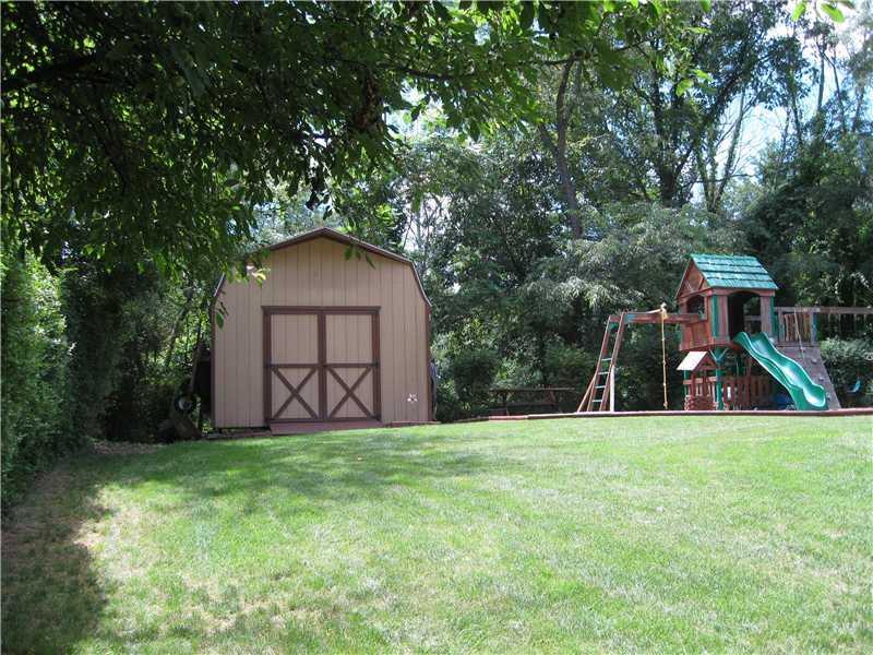 4142 Wallace Road Allison Park, PA 15101 - Photo 19 of 25