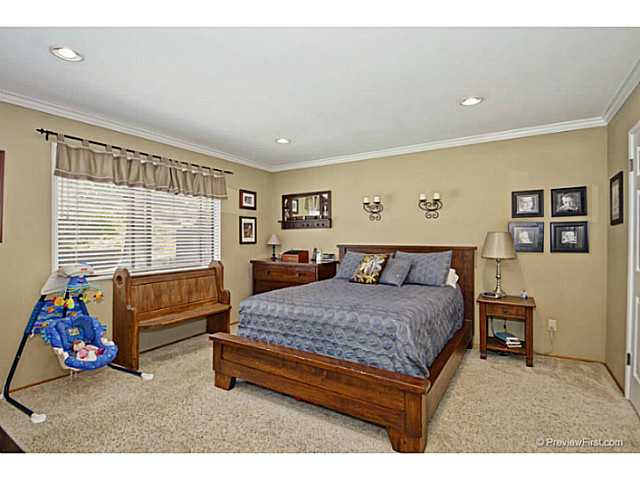 7018 Ivy Street Carlsbad, CA 92011 - Photo 11 of 23