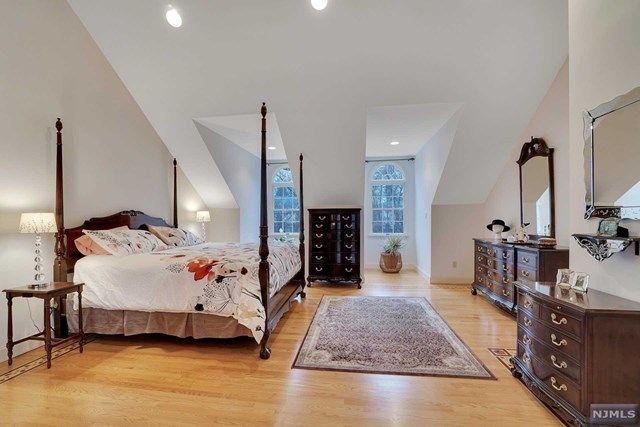 235 Haven Road Franklin Lakes, NJ 07417 - Photo 13 of 25 Gallery Image 13