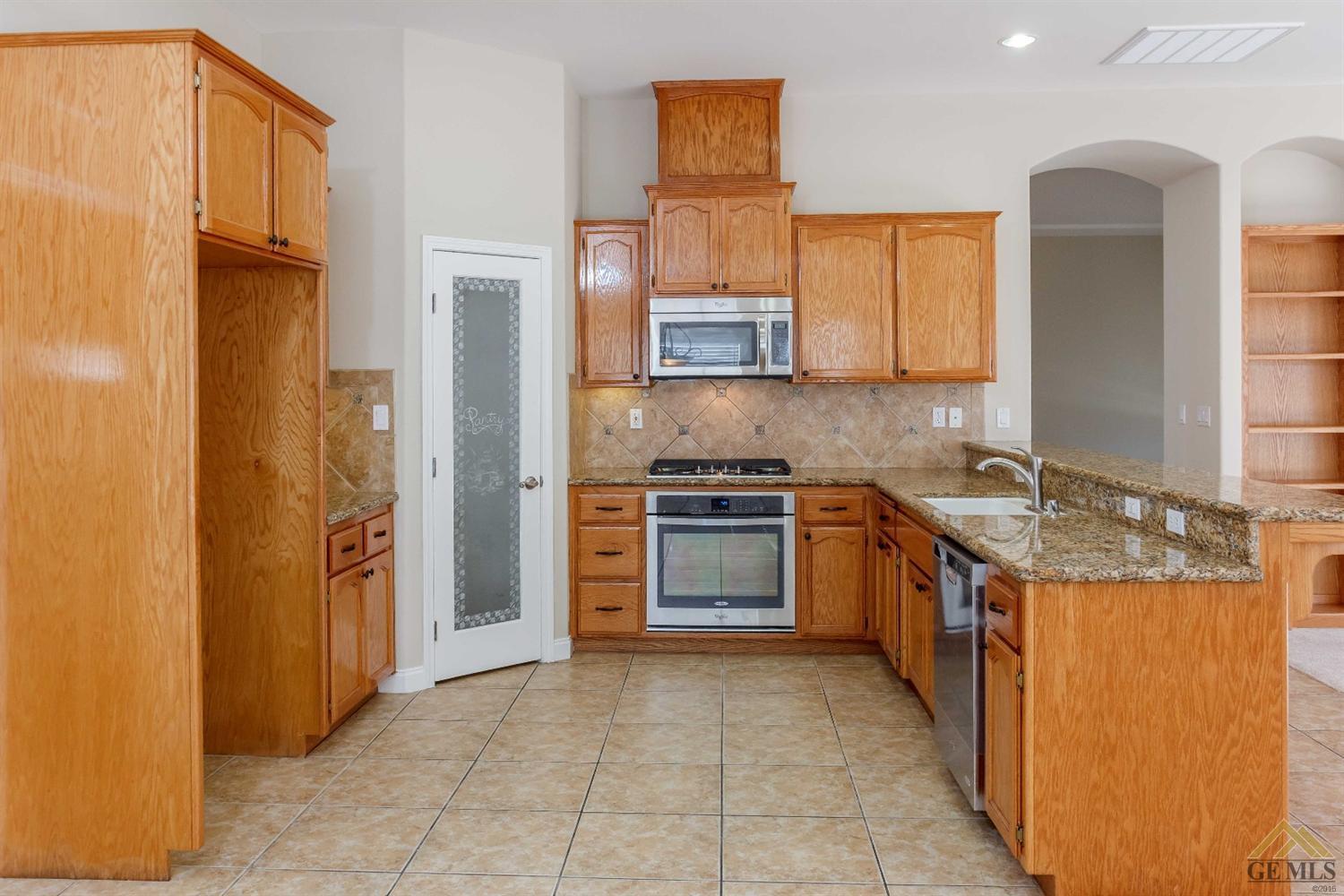 4603 Jackson Ridge Avenue Bakersfield, CA 93313 - Photo 5 of 18 Gallery Image 5