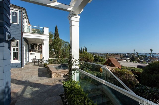 311 Kings Road Newport Beach, CA 92663 - Photo 12 of 50