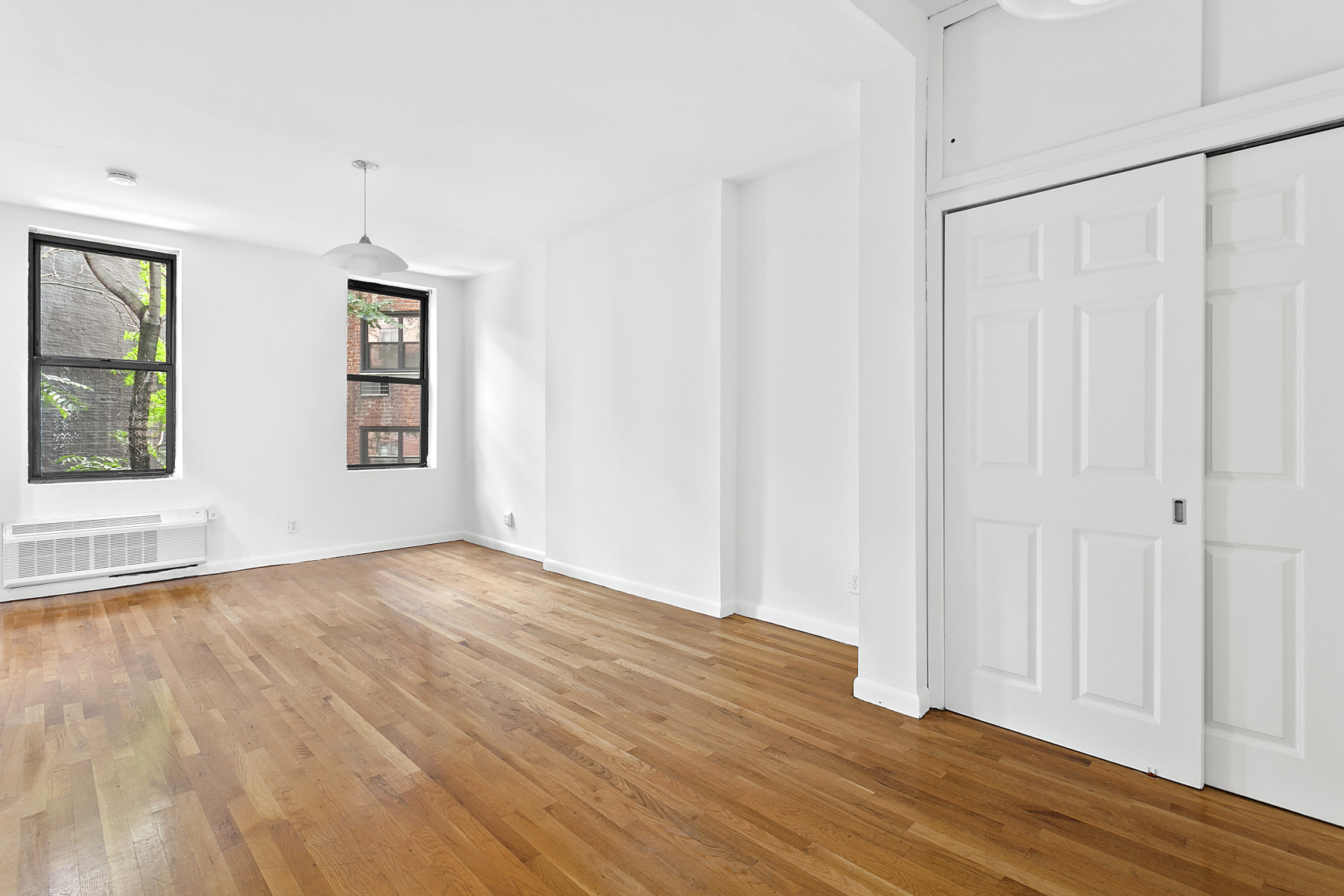 50 8th Avenue, Unit 3 Manhattan, NY 10014 - Photo 2 of 5