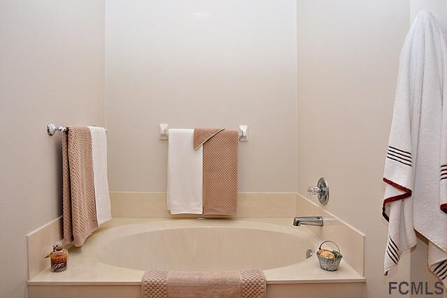 12 Riviera Estates Court Palm Coast, FL 32164 - Photo 19 of 38