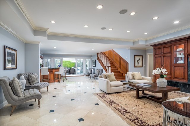 1437 La Perla Avenue Long Beach, CA 90815 - Photo 7 of 43 The main floor Grand Room.