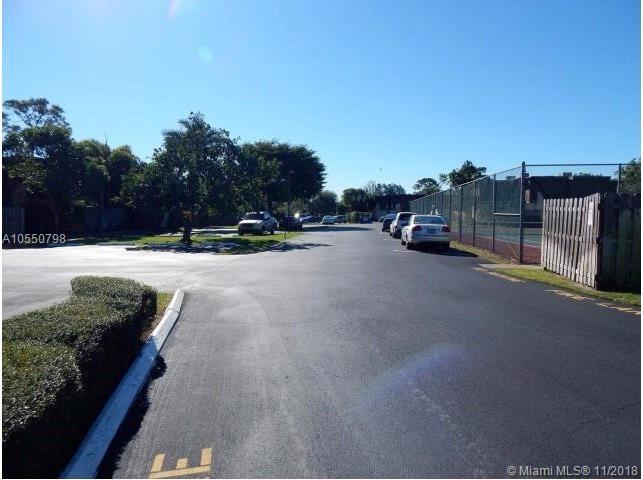 2852 Kirk Road Lake Worth, FL 33461 - Photo 19 of 20 Gallery Image 19