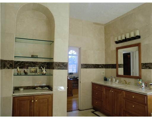 244 Southwest 28th Road Miami, FL 33129 - Photo 20 of 24