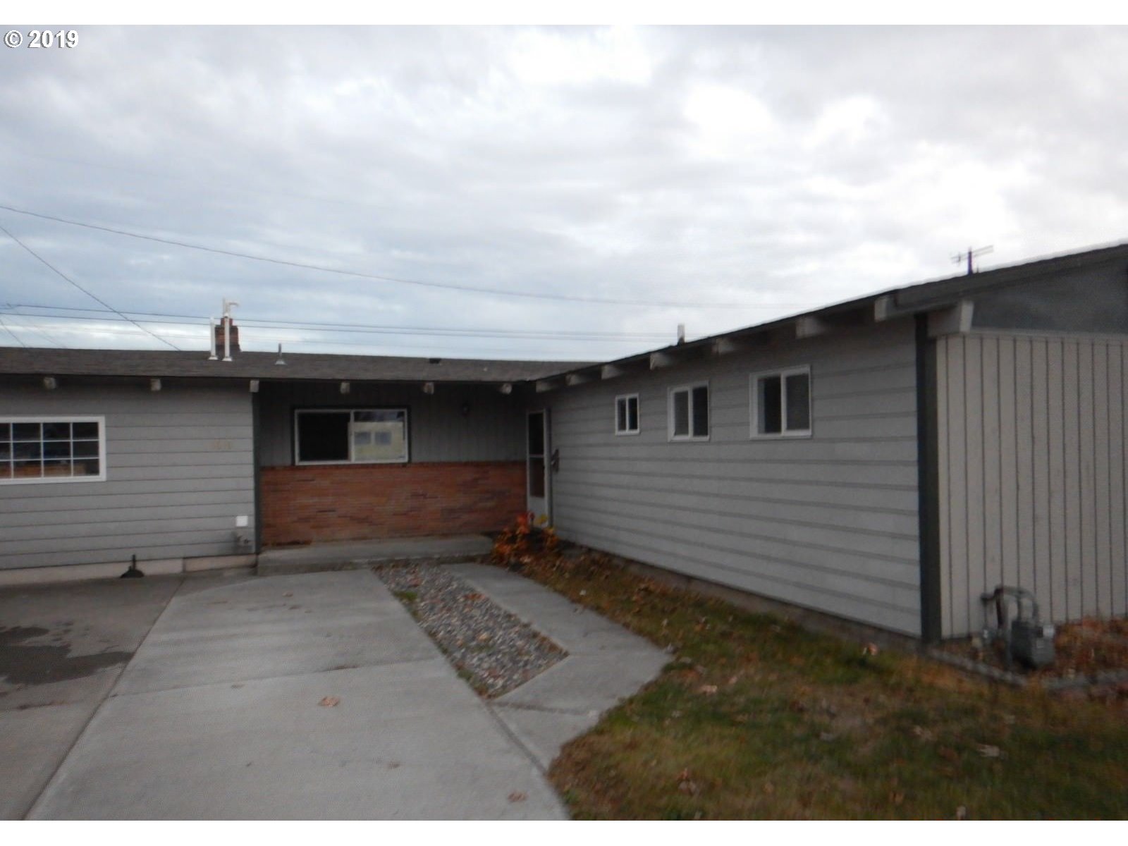 3010 Southwest Nye Avenue Pendleton, OR 97801 - Photo 2 of 25 Gallery Image 2