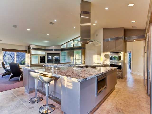 2626 Canyon Road Escondido, CA 92025 - Photo 18 of 25