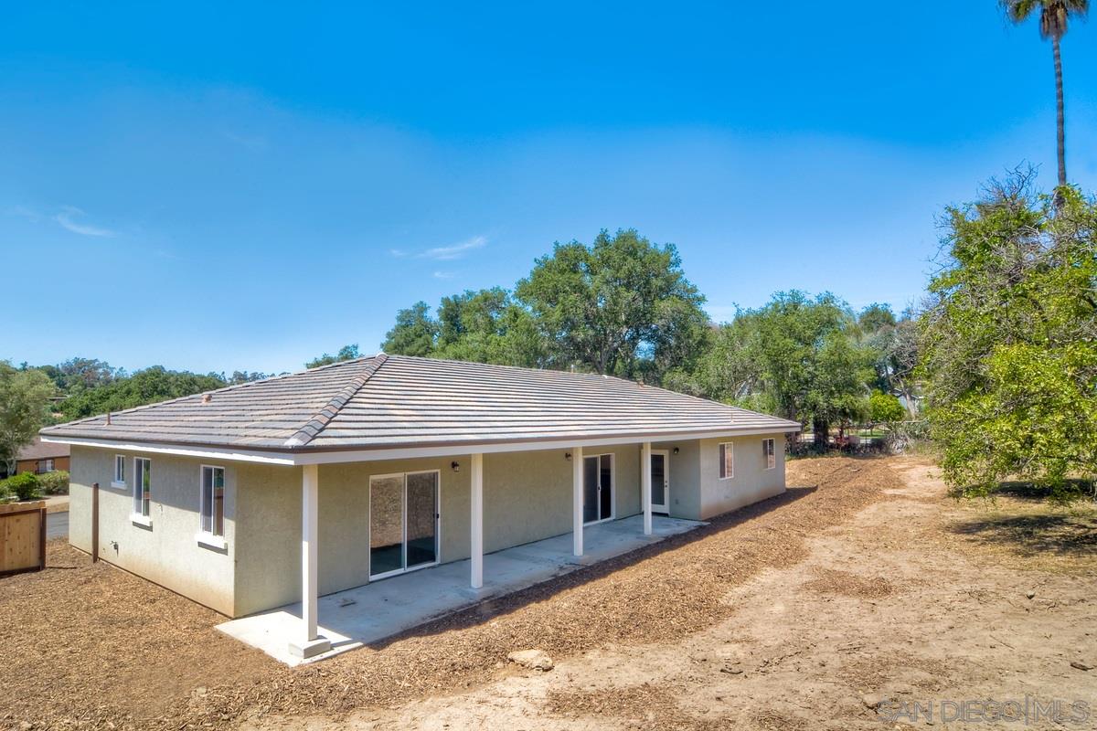 1047 Big Oak Ranch Road Fallbrook, CA 92028 - Photo 10 of 11
