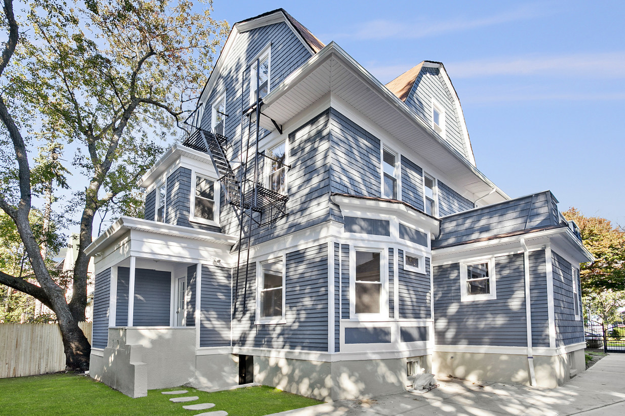 334 E 17th St, Brooklyn, NY 11226 - Photo 2 of 4