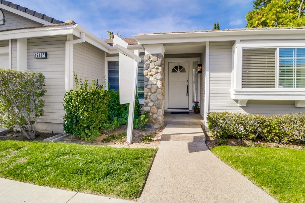 12118 Middlebrook Square San Diego, CA 92128 - Photo 3 of 25