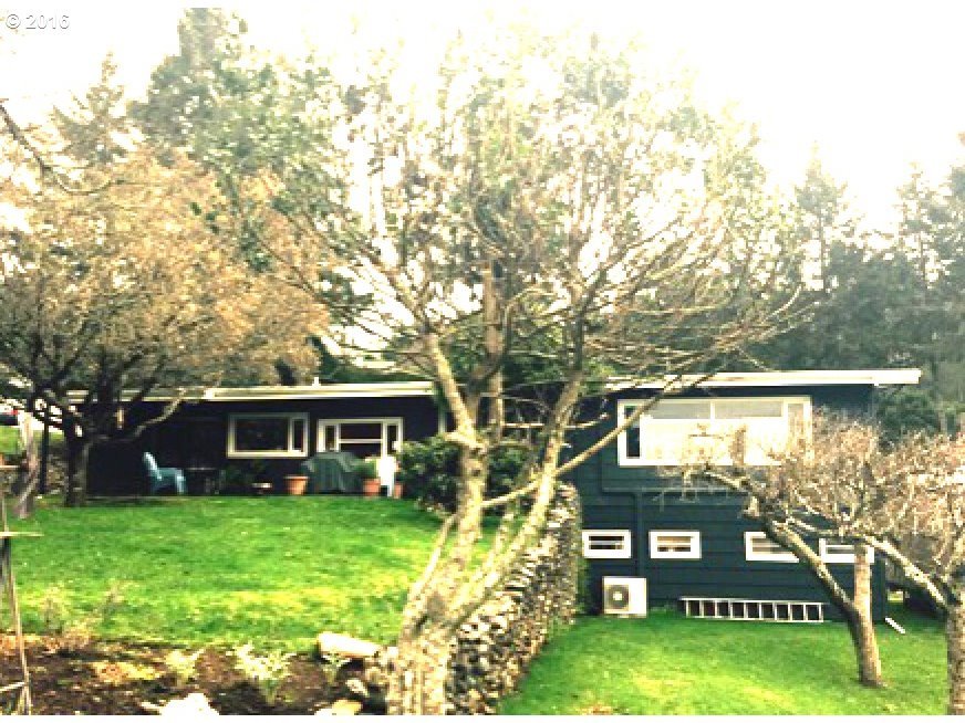 985 Marina Heights Road Brookings, OR 97415 - Photo 1 of 1 Gallery Image 1