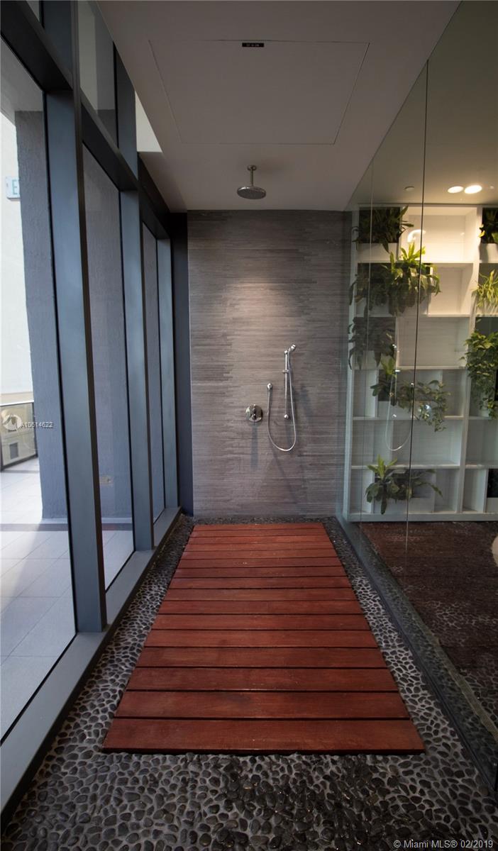 55 Southwest 9th Street, Unit 1003 Miami, FL 33130 - Photo 48 of 55