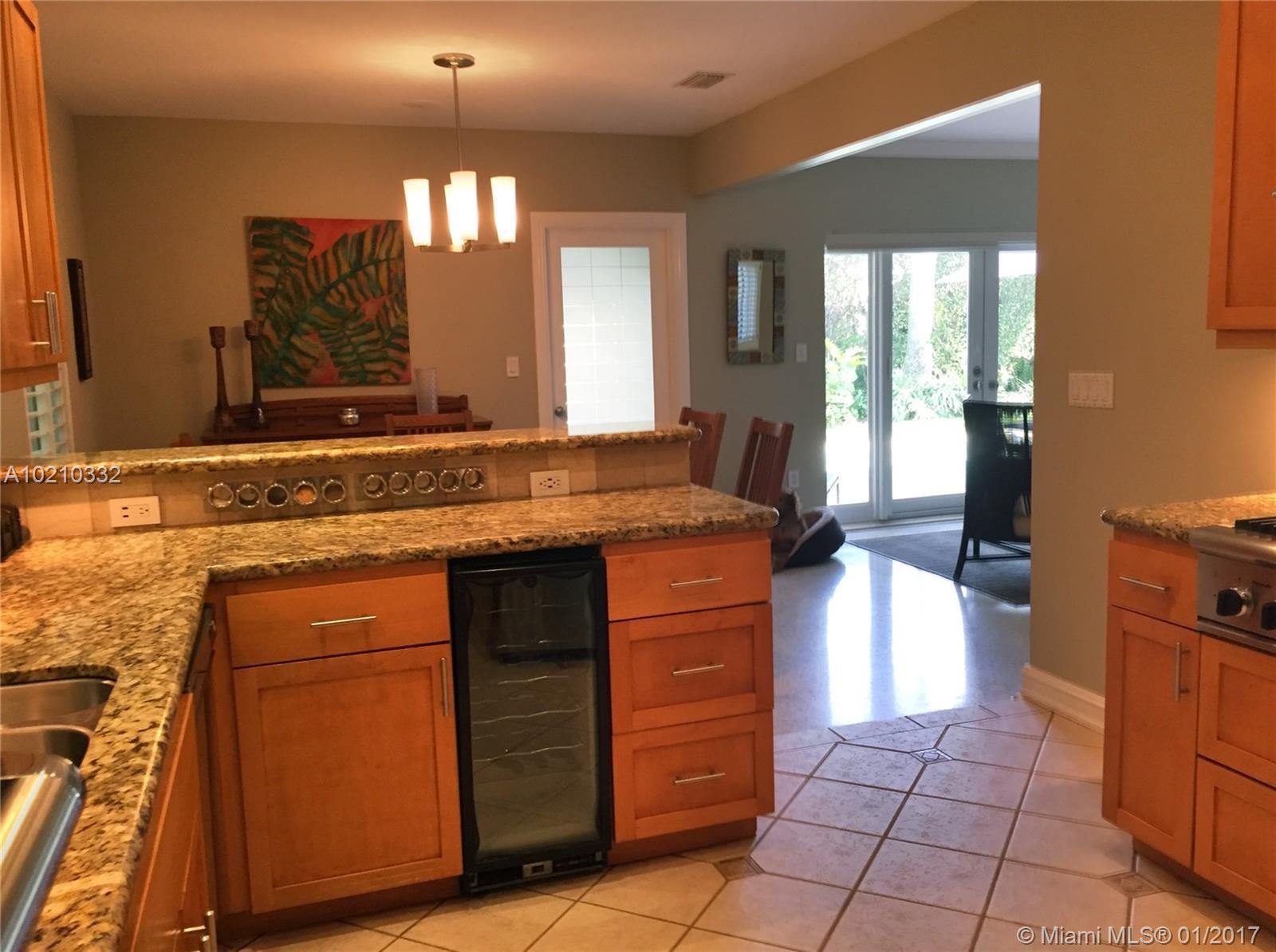 4581 Adams Avenue Miami Beach, FL 33140 - Photo 18 of 34