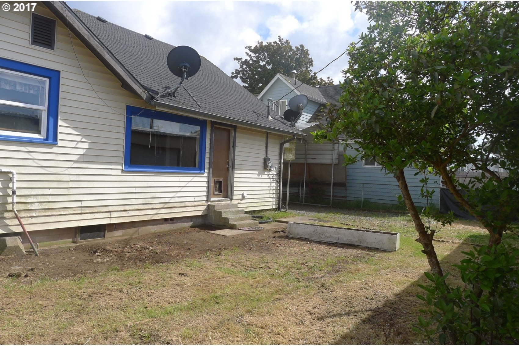 381 Hawthorne Avenue Reedsport, OR 97467 - Photo 17 of 28