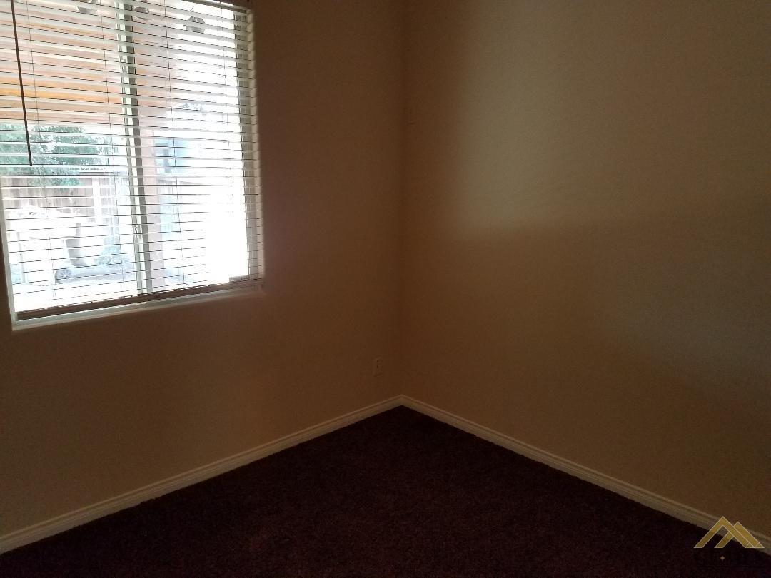 3204 Juniper Ridge Road Bakersfield, CA 93306 - Photo 22 of 39 Gallery Image 22