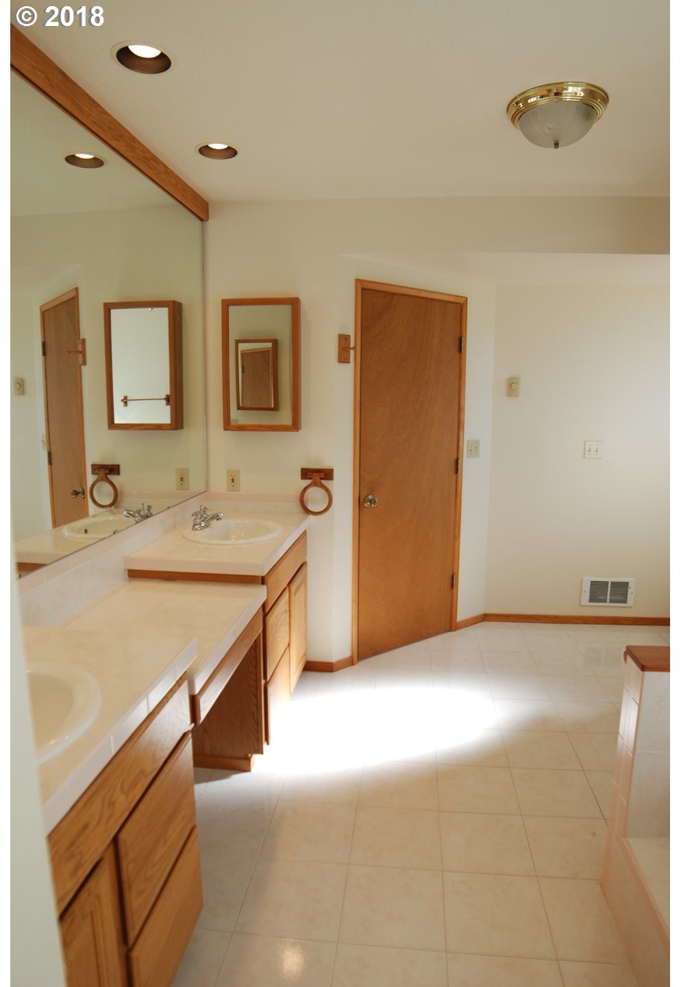 760 Crestview Drive Reedsport, OR 97467 - Photo 17 of 27