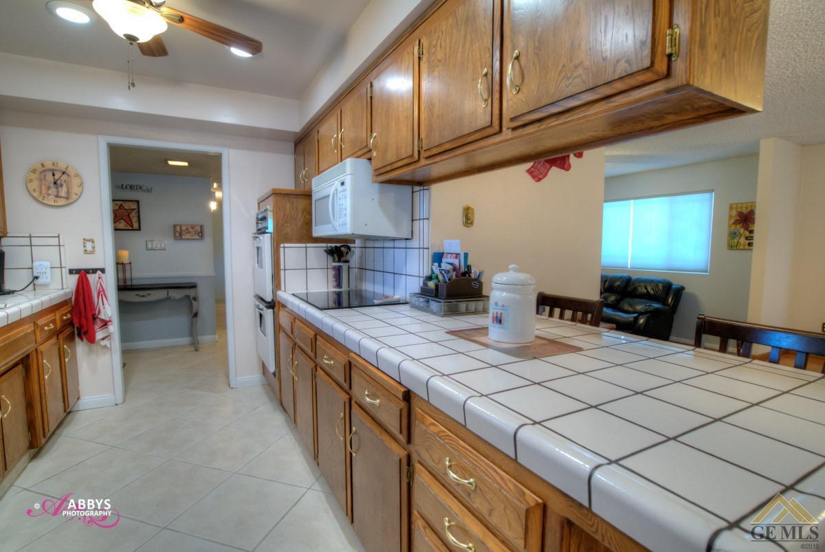 3601 Planz Road Bakersfield, CA 93309 - Photo 13 of 31