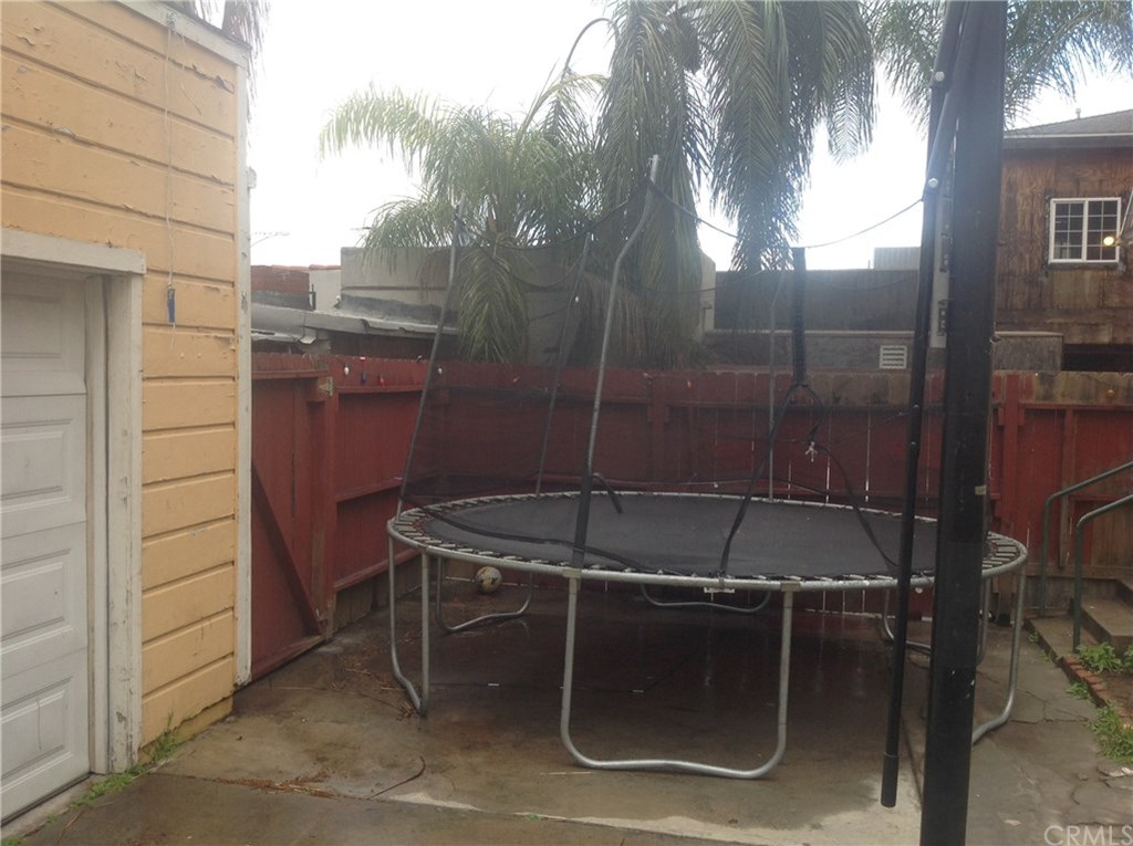 1463 Orange Avenue Long Beach, CA 90813 - Photo 15 of 51