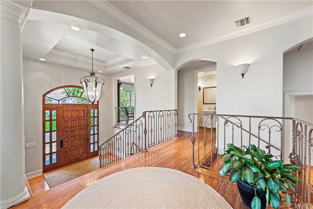 1356 Skyline Drive Laguna Beach, CA 92651 - Photo 18 of 35