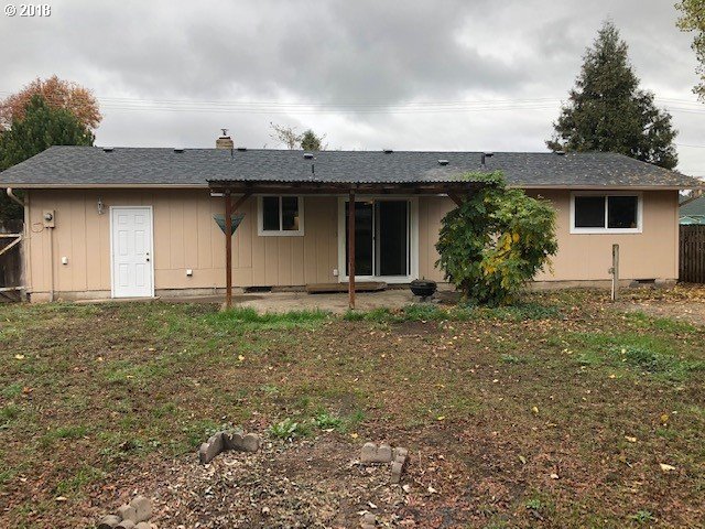 1564 Prescott Lane Springfield, OR 97477 - Photo 9 of 13