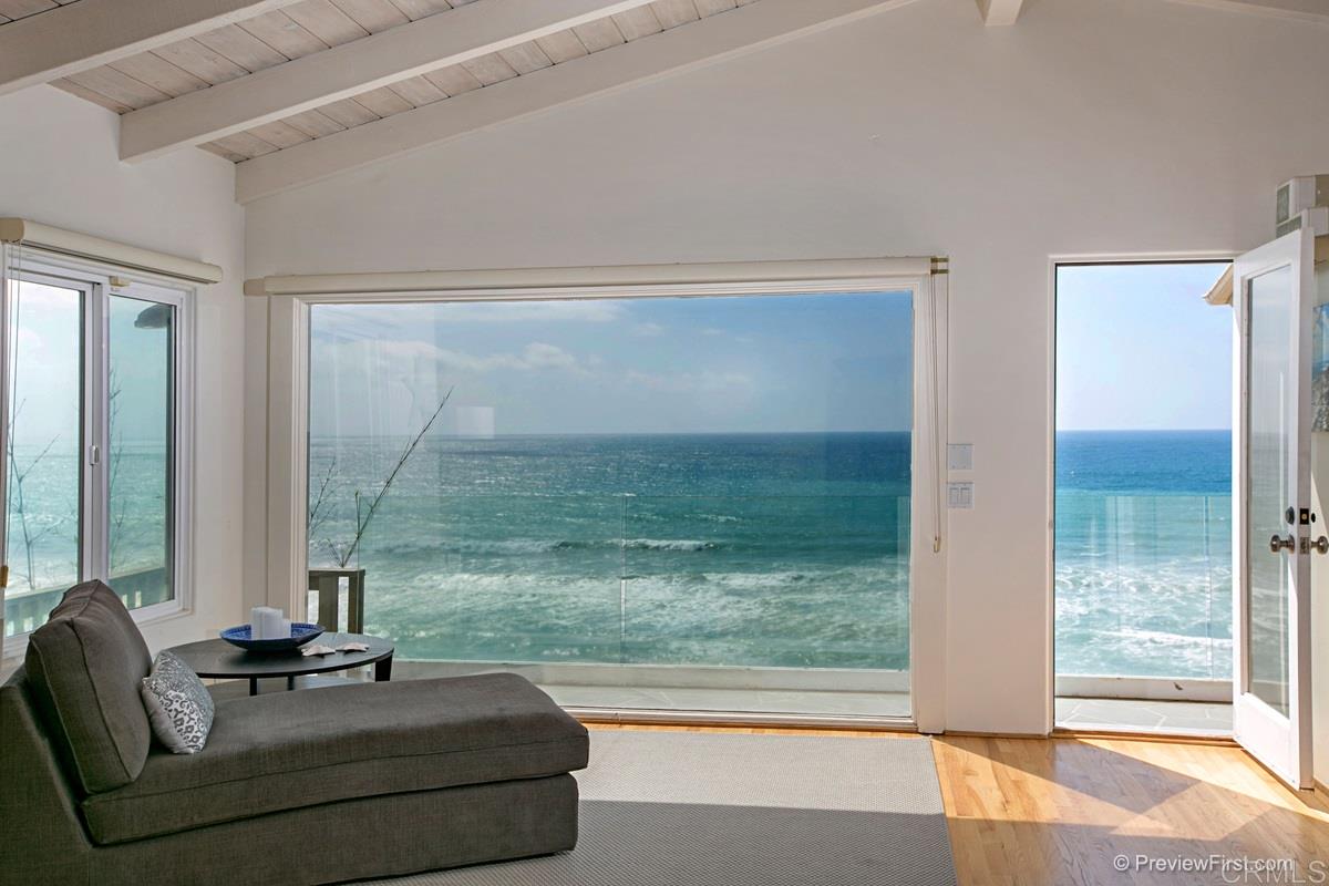 754 Neptune Avenue Encinitas, CA 92024 - Photo 18 of 25