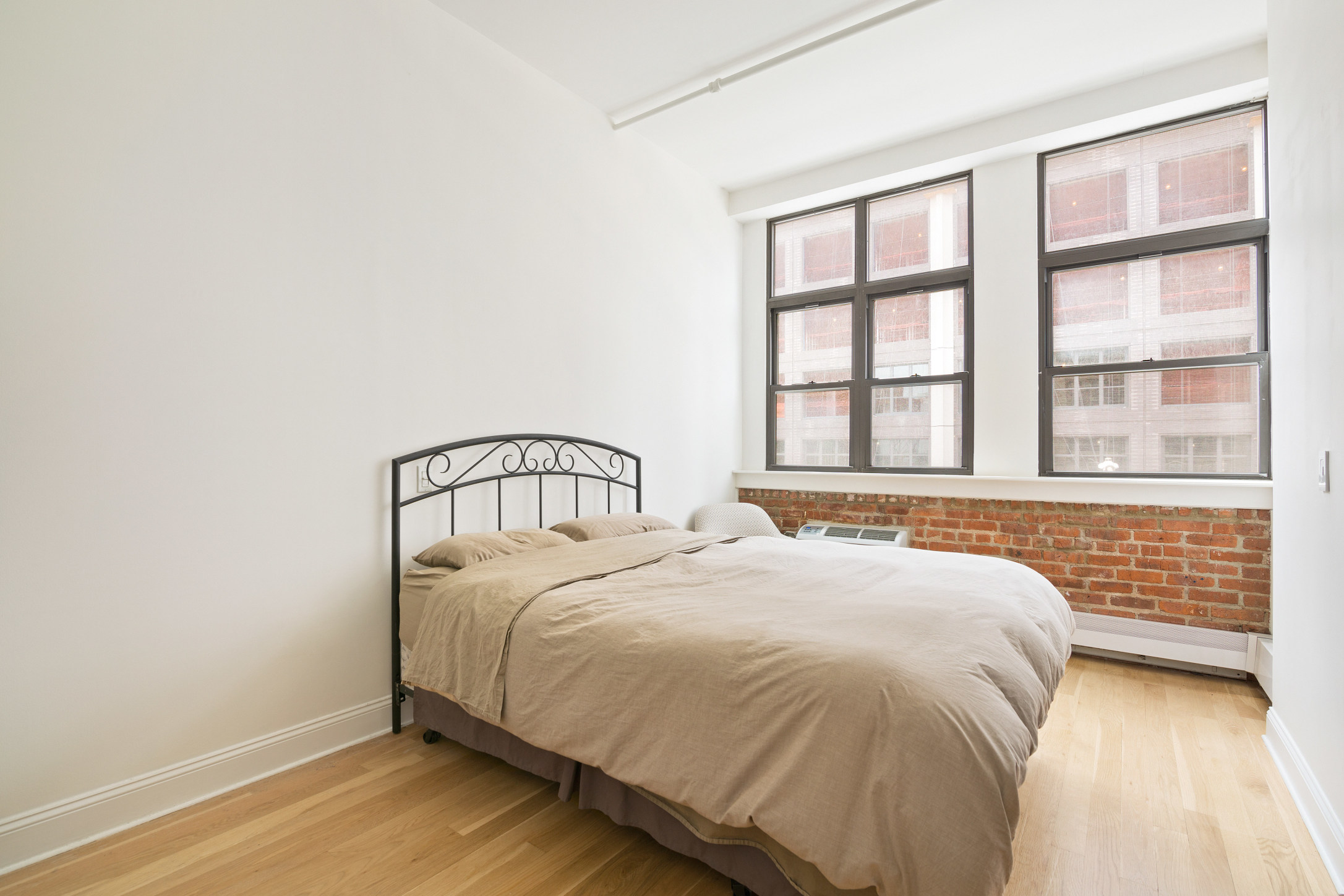 79 Bridge Street, Unit 3B Brooklyn, NY 11201 - Photo 4 of 6