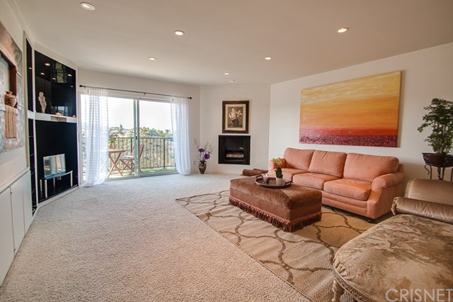 2385 Roscomare Road, Unit E10 Los Angeles, CA 90077 - Photo 5 of 18