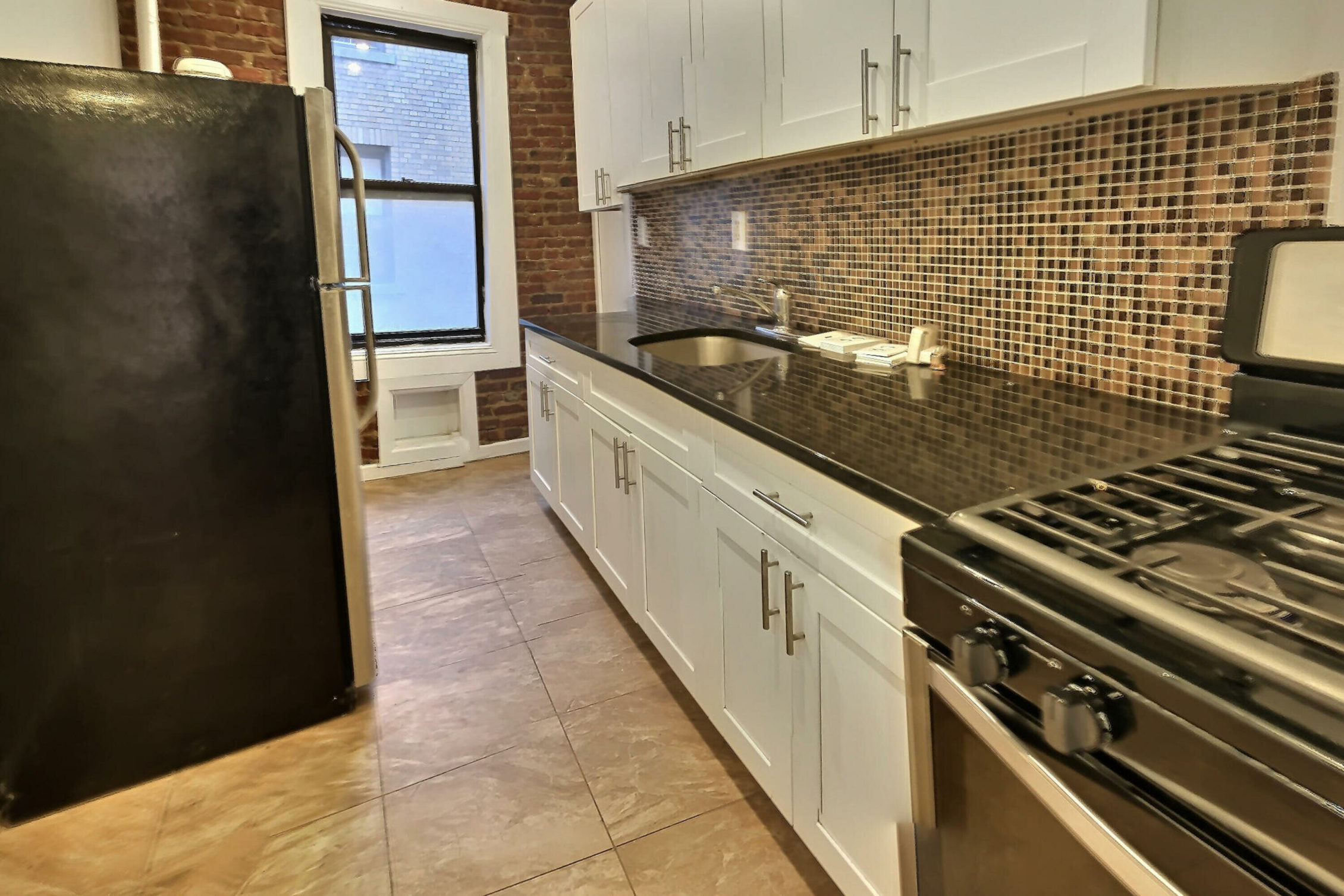 119 Post Avenue, Unit 4I Manhattan, NY 10034 - Photo 2 of 5