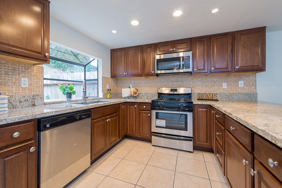 8535 Paradise Valley Road, Unit 46 Spring Valley, CA 91977 - Photo 8 of 25 Gallery Image 8