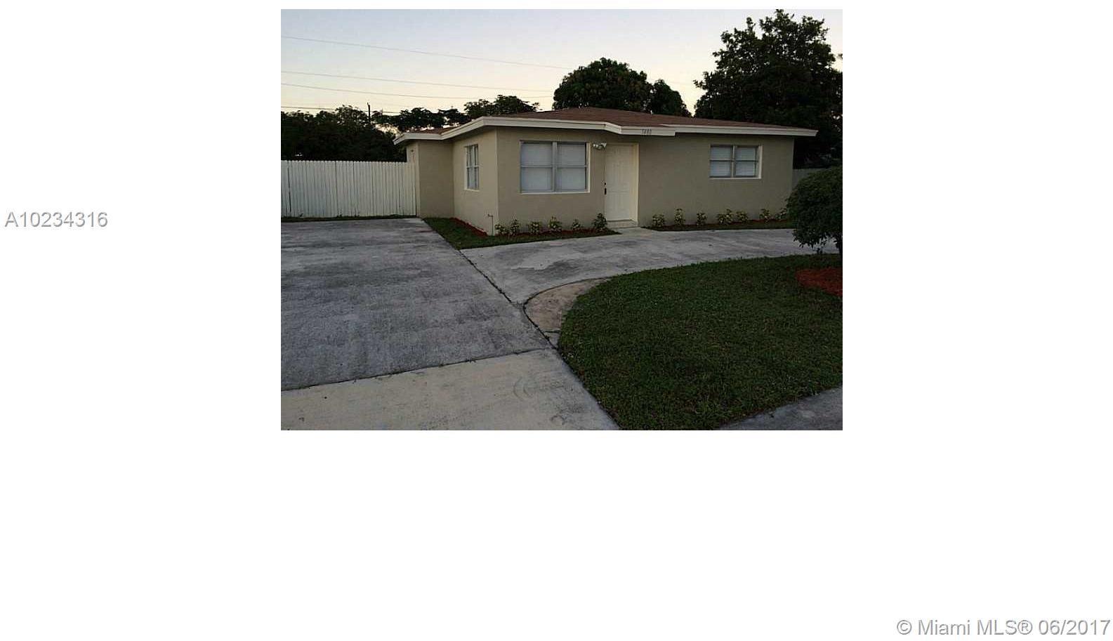 1480 West 33rd Street Riviera Beach, FL 33404 - Photo 2 of 14