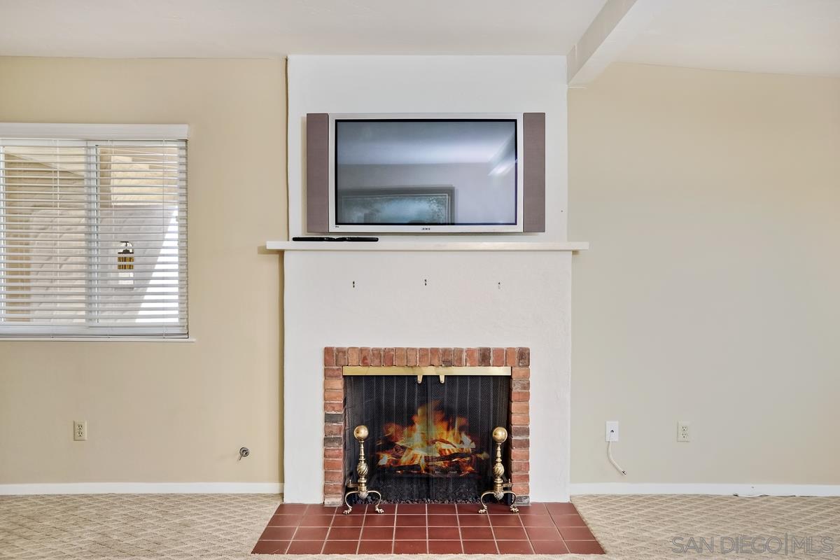 12463 Rios Road San Diego, CA 92128 - Photo 8 of 18