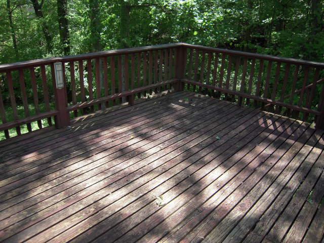 706 Kingsbury Road Clarksville, TN 37040 - Photo 9 of 12 Deck