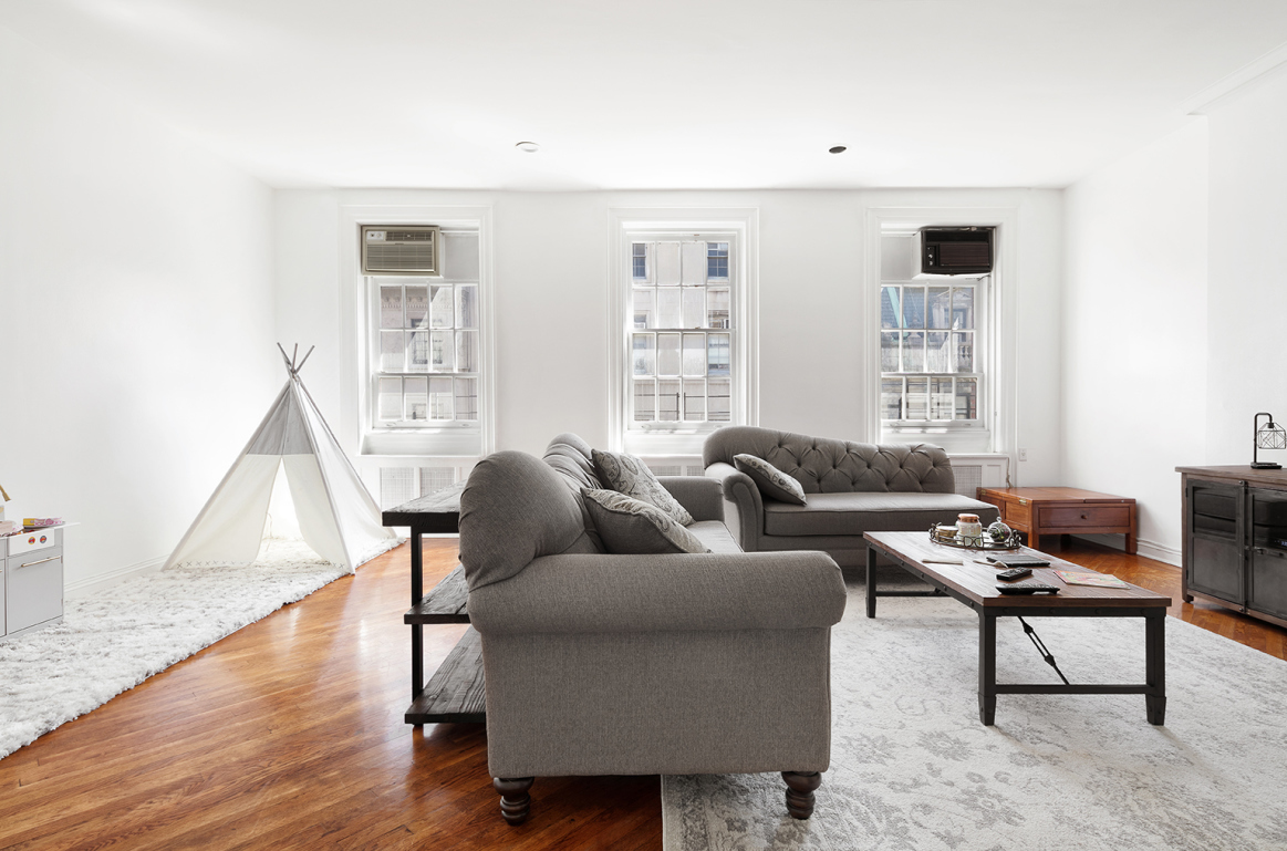 45 East 68th Street Manhattan, NY 10065 - Photo 7 of 10