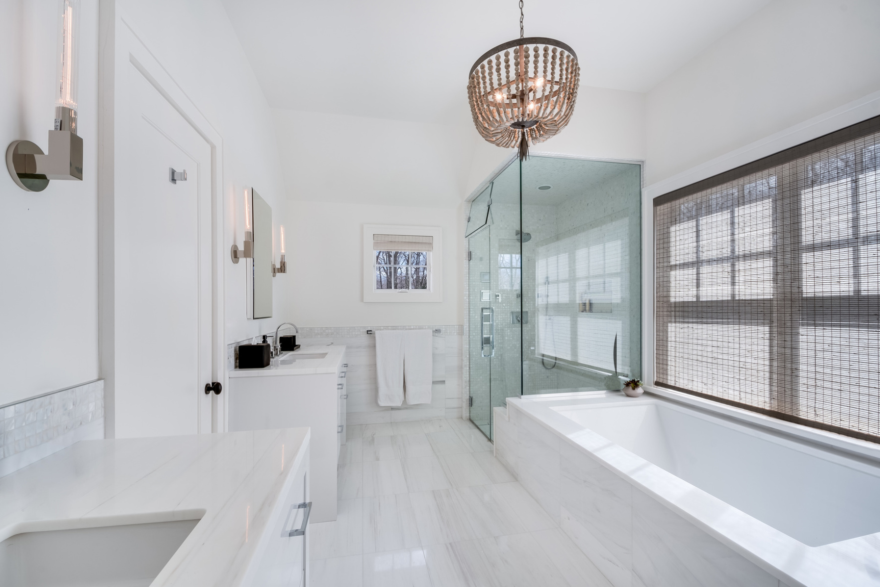 190 Hands Creek Road East Hampton, NY 11937 - Photo 10 of 20