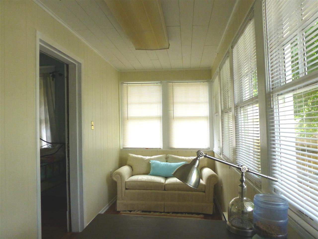 1584 Forrest Drive Memphis, TN 38112 - Photo 13 of 16