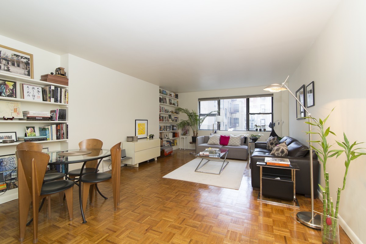 402 East 90th Street, Unit 5D Manhattan, NY 10128 - Photo 1 of 7