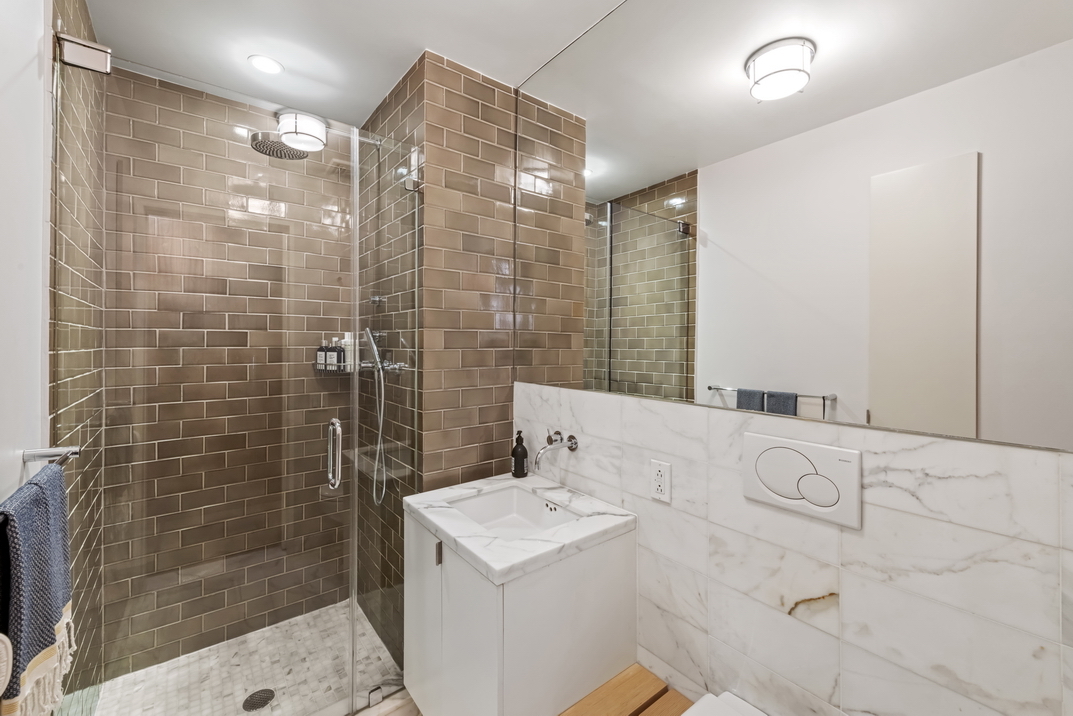 133-131 West 28th Street, Unit 5AD Manhattan, NY 10001 - Photo 14 of 16