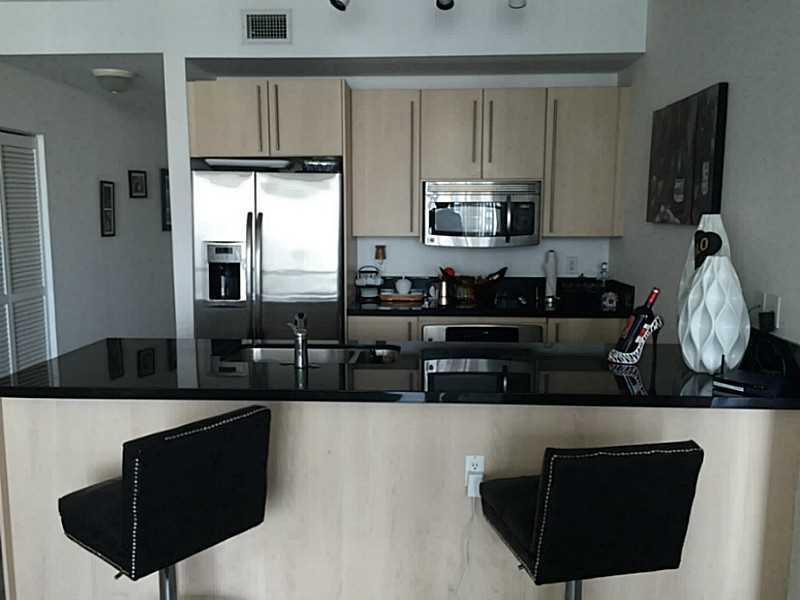 79 Southwest 12th Street, Unit 2410 Miami, FL 33130 - Photo 1 of 11