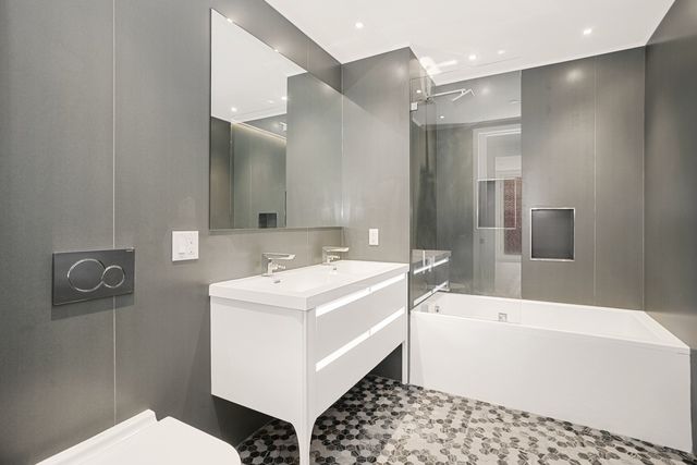 $3,700,000 | 192 8th Avenue, Unit PH | Chelsea