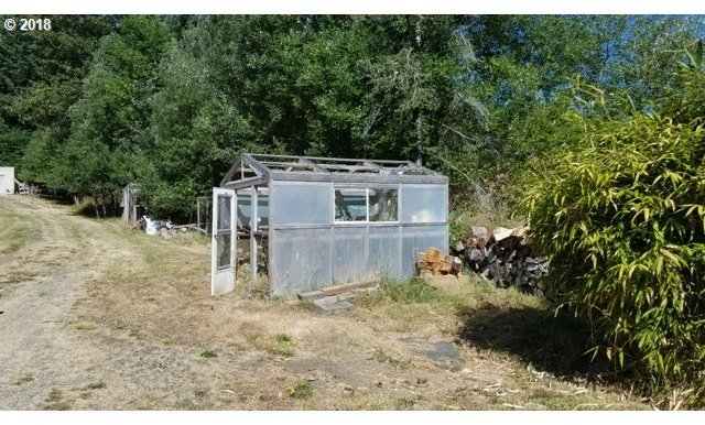 52906 Old Broadbent Road Myrtle Point, OR 97458 - Photo 32 of 32 Gallery Image 32