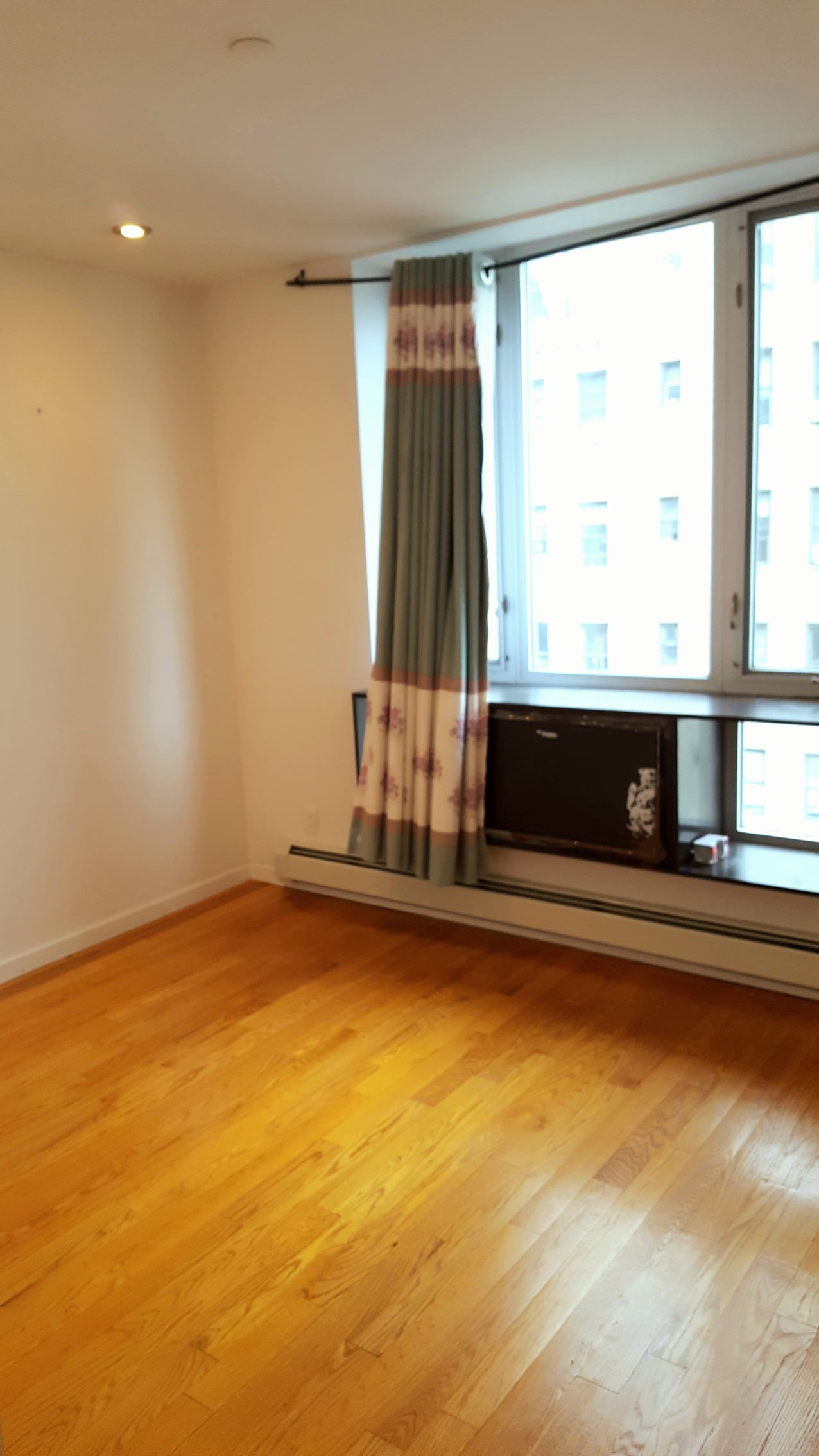 82-20 Britton Avenue, Unit 5B Queens, NY 11373 - Photo 3 of 5