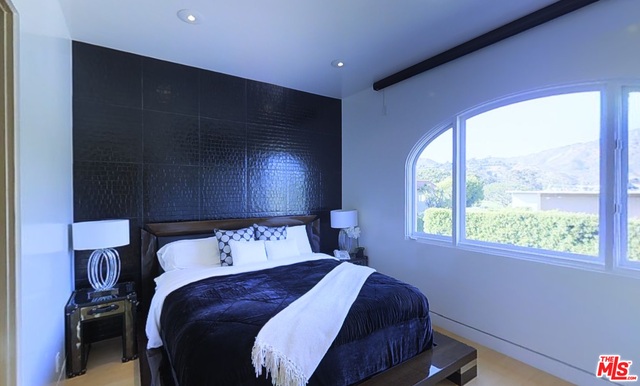 23512 Malibu Colony Road Malibu, CA 90265 - Photo 39 of 51