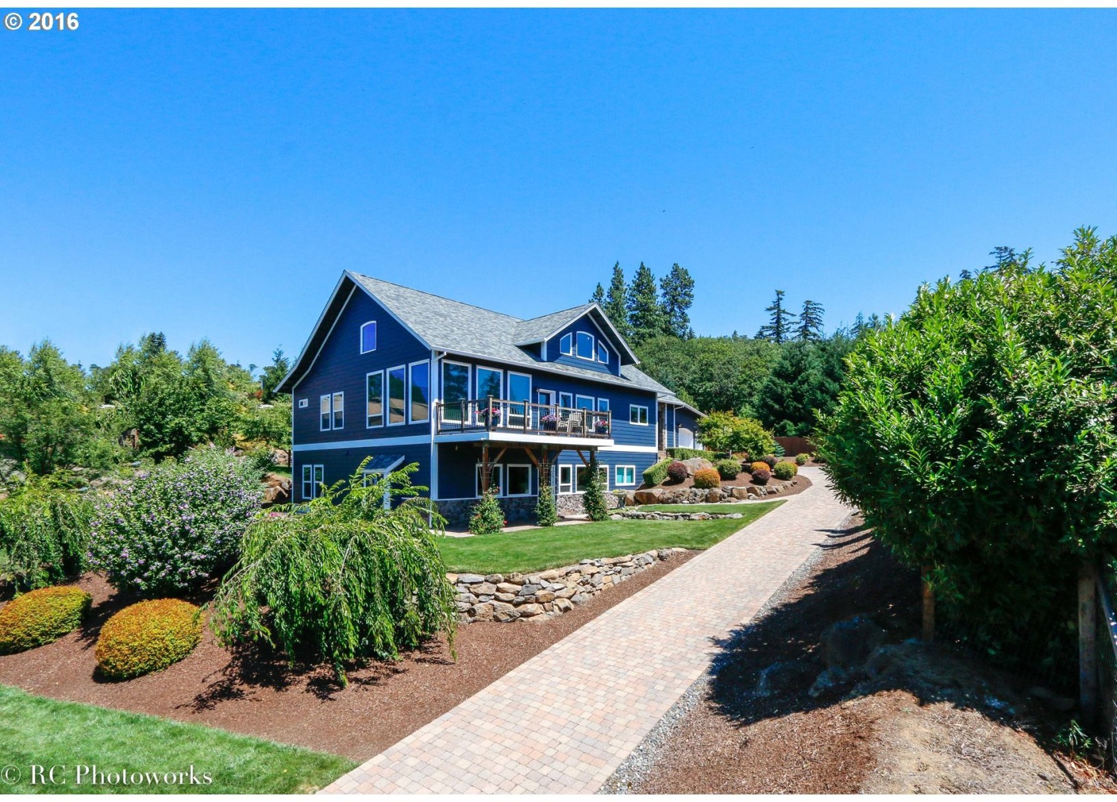 109 West Winds Road White Salmon, WA 98672 - Photo 1 of 32 Gallery Image 1